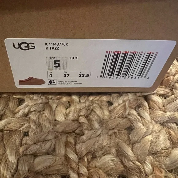 NWT UGG Tazz Slippers Chestnut Size Big Kids Y5/Women’s 7 - Picture 14 of 16